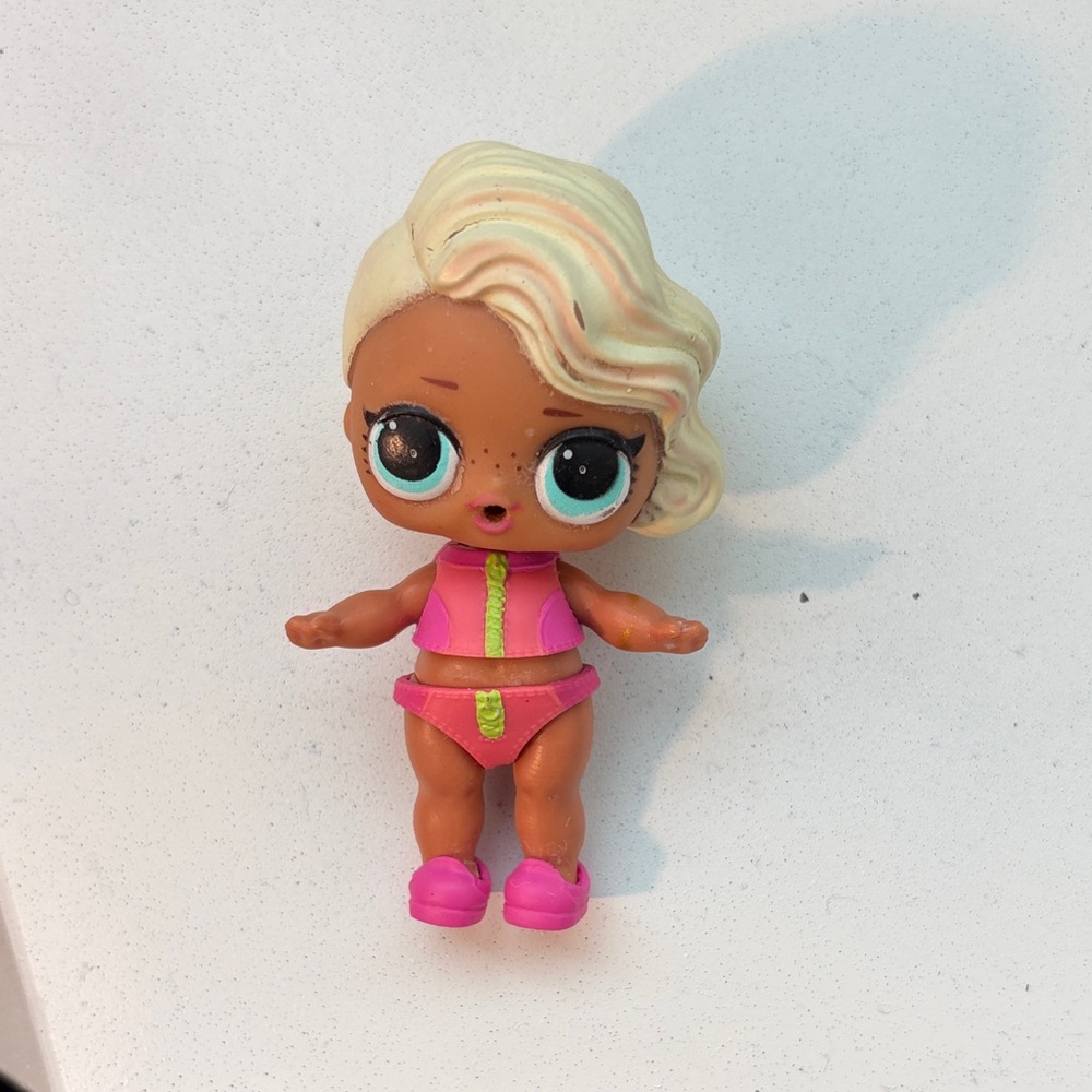 L.O.L. Surprise! Doll with Pink Outfit and Blonde Hair